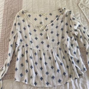 Aeropostale long sleeve blouse